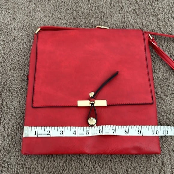 Red square Crossbody bag - Picture 6 of 11